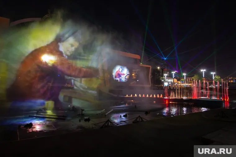 Светомузыкальное шоу будут показывать ежедневно до 23:00