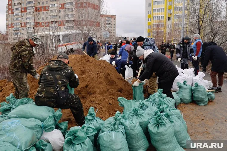 Силачи Курганской области пришли на помощь региону сразу при возникновении необходимости