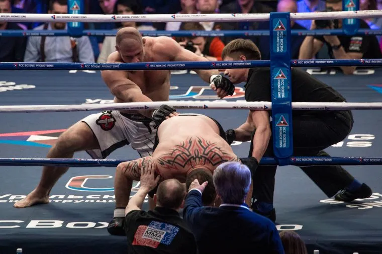 Турнир по боксу и ММА в ДИВСе. Екатеринбург