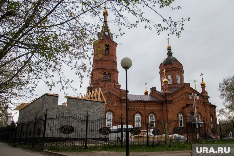 Курганский митрополит хочет узаконить уродливую постройку