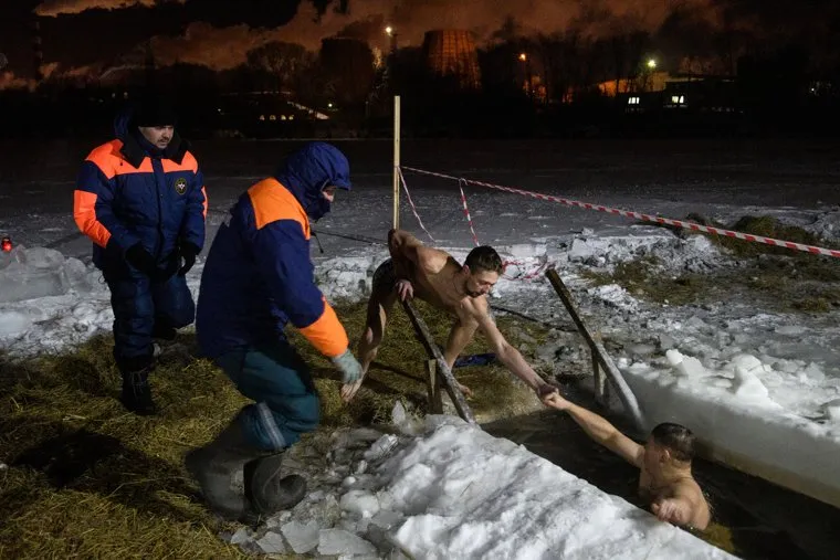 Крещенские купания. Екатеринбург