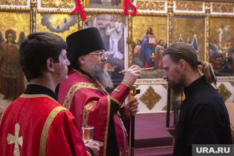 Сам игумен Иероним (на фото) находится сейчас в больнице