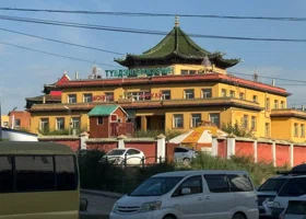 Свердловчане едут на отдых в секретную страну — там бушует холера