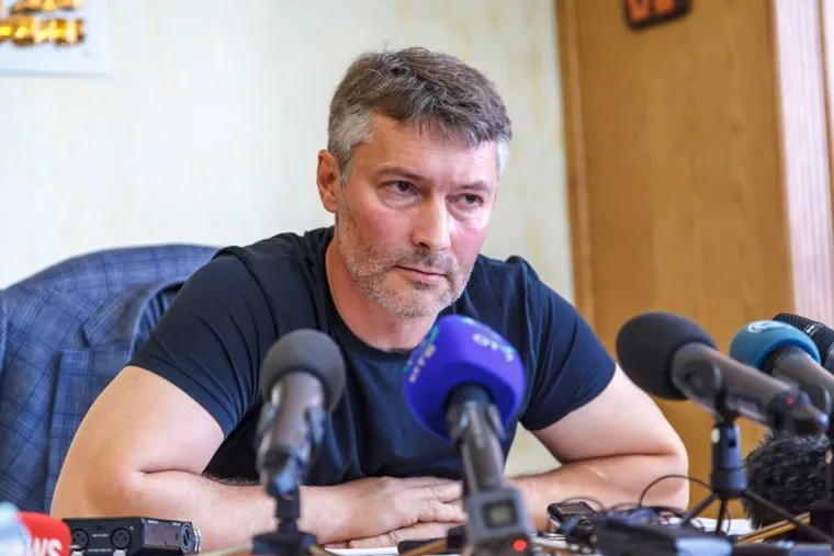 Пресс-конференция Евгения Ройзмана по поводу убийства. Екатеринбург