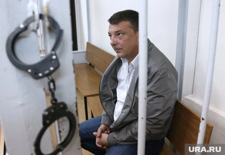 Михаил Максименко был приговорен к 13 годам за получение взяток