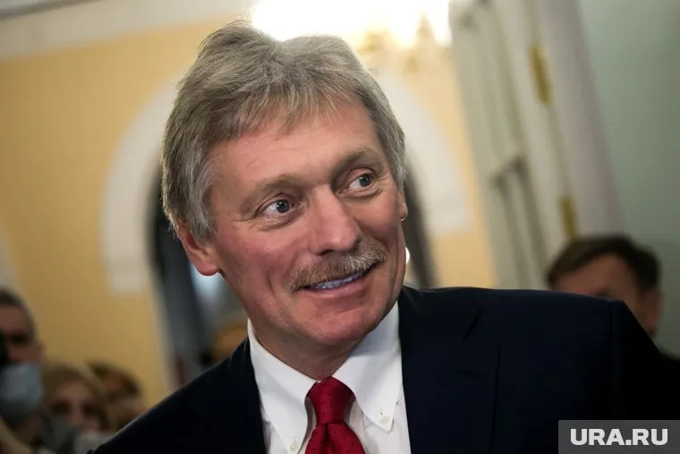 Дмитрий Песков заявил, что действия западных стран противоречат друг другу