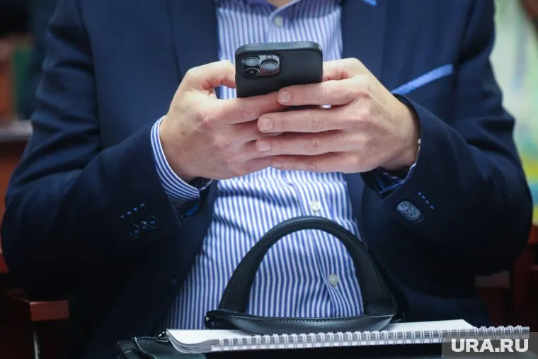 Глава Ханты-Мансийска Ряшин периодически проверяет работу ЕДДС