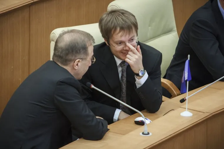 Досрочная отставка Игоря Ковпака, ковпак лев