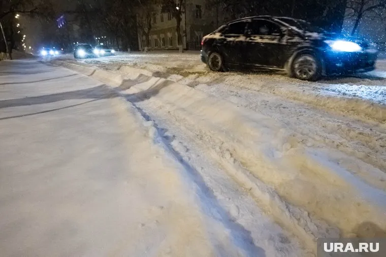 Колеи на тюменских дорогах опасны для жизни, считают автолюбители