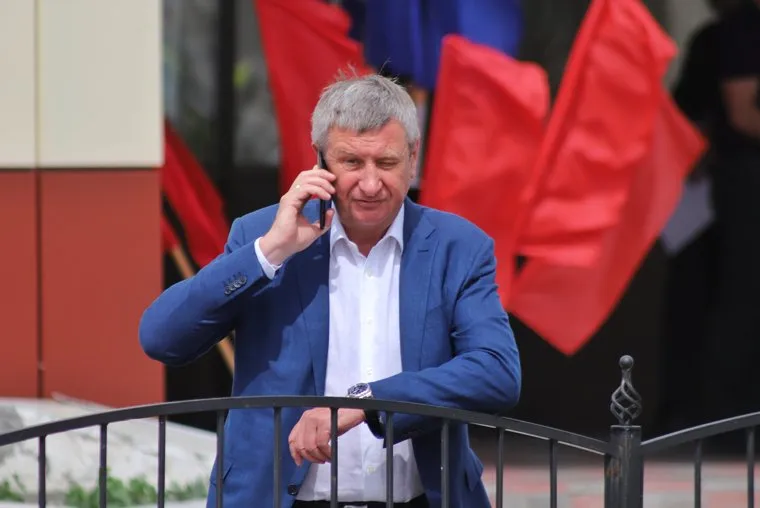 Автопарад в рабочем посёлке Лебяжье.  Курган 