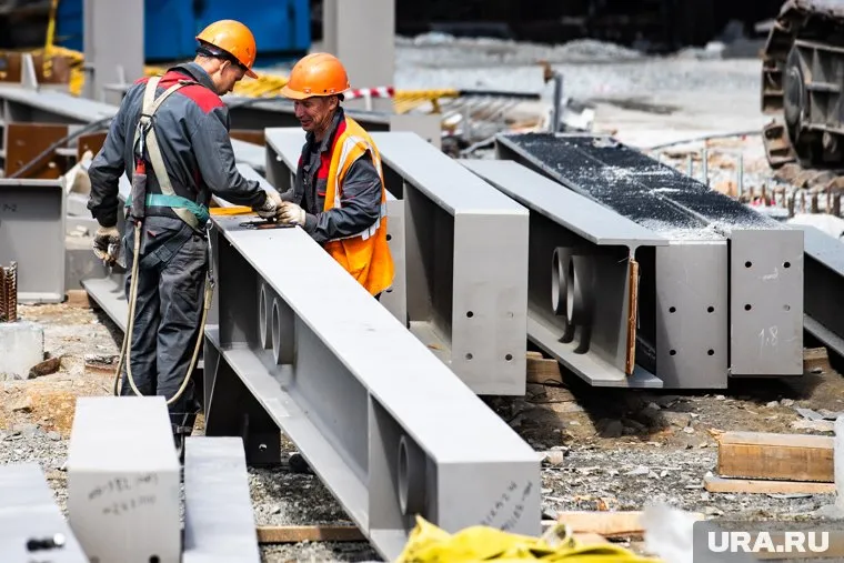 Удорожание импортных стройматериалов ударит по рынку высокобюджетного жилья, считают застройщики