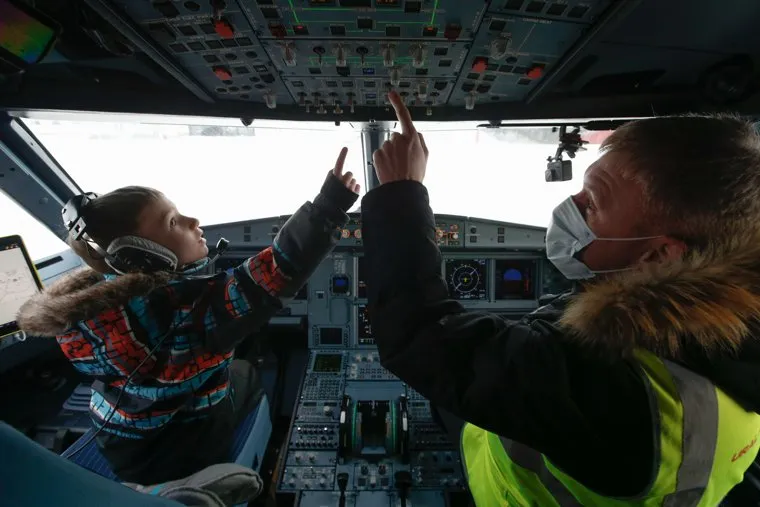 Елка желаний в Кольцово. Екатеринбург