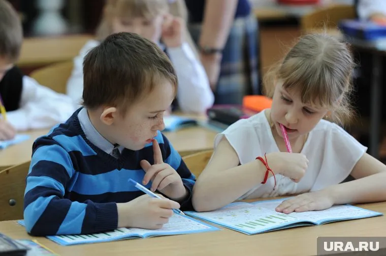 Депутаты считают, что домашние задания не оставляют детям свободного времени