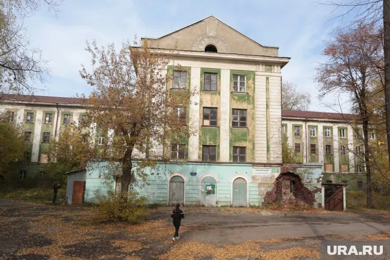 После реконструкции в здании будет размещена школа