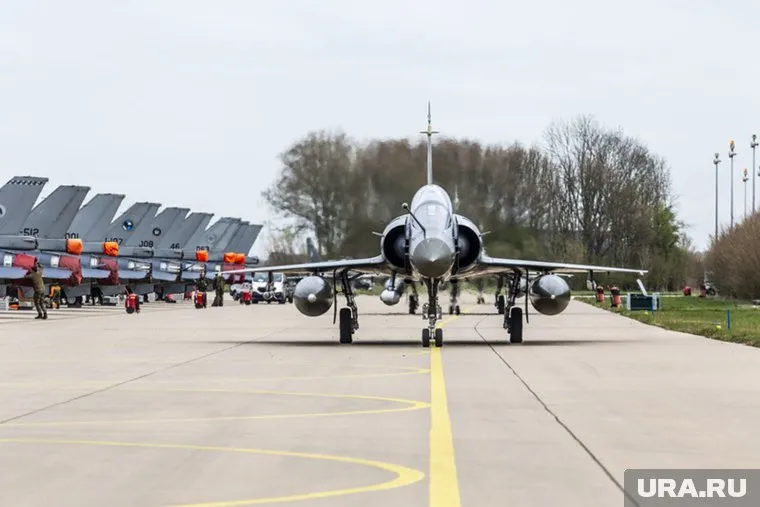 Поставка западного оружия на Украину ведет к конфронтациям, считает Юрий Чмутин