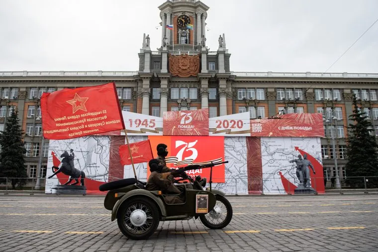 Генеральная репетиция Парада Победы на площади 1905 года. Екатеринбург