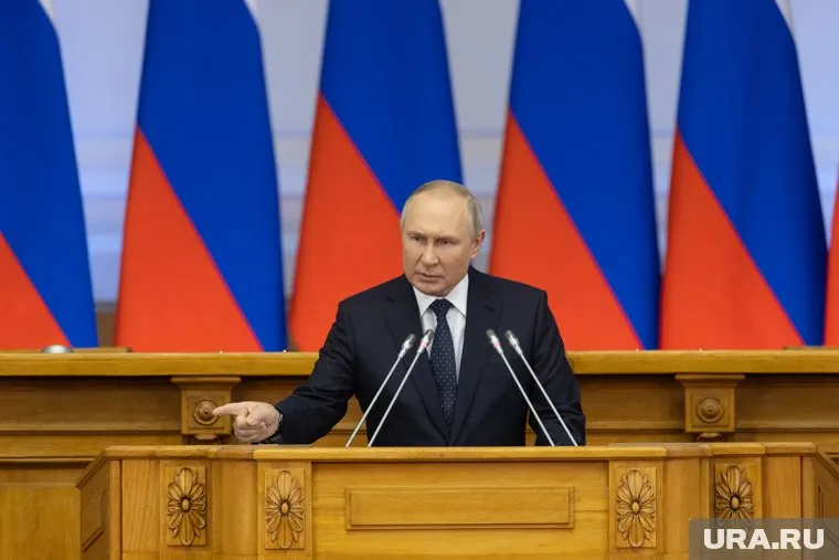 Президент РФ Владимир Путин скорректировал акценты в своей работе и усилил внимание к регионам