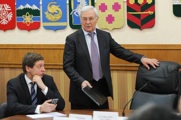 Строительный комитет ЗСО. Челябинск., карликанов юрий, урмашев леонид