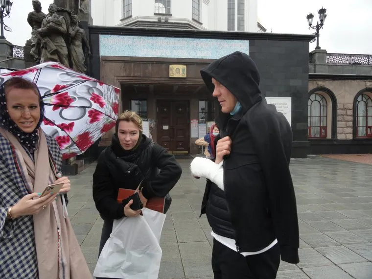 Собчак подарили православную икону