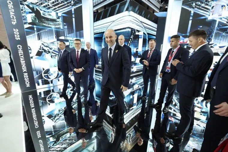 Полпред Жога встретился с губернаторами уральских регионов