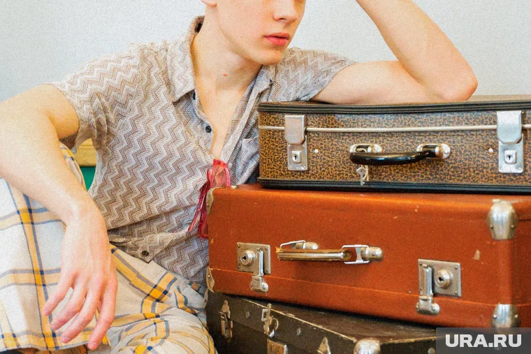 Сотрудники Домодедово почти не предоставляют никаких услуг для ожидающих багаж людей, пишет Baza