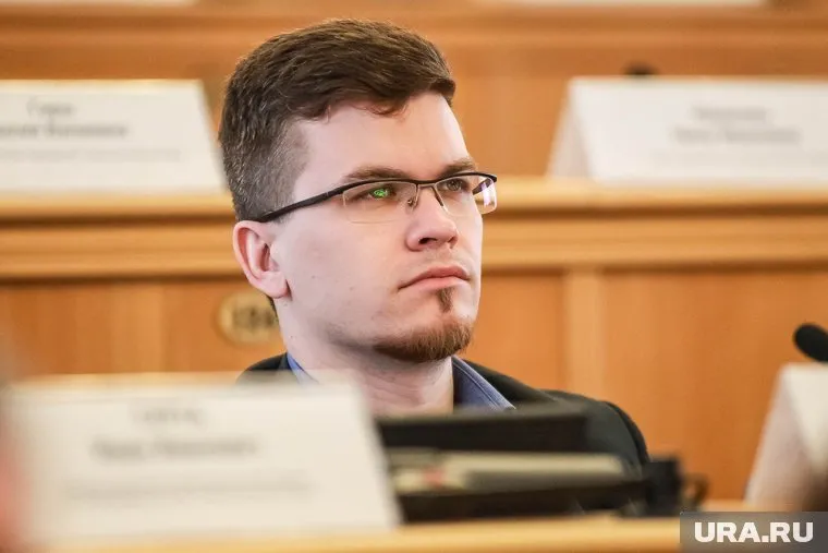 Максиму Карпикову не удалось услышать ответ на свой вопрос на пленуме в Тюмени