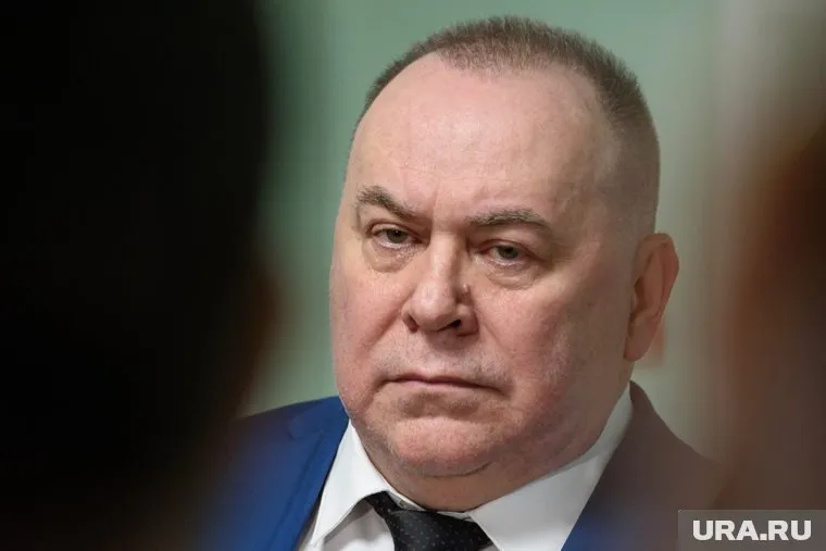 Подход Андрея Карлова, говорят, будет более мягким