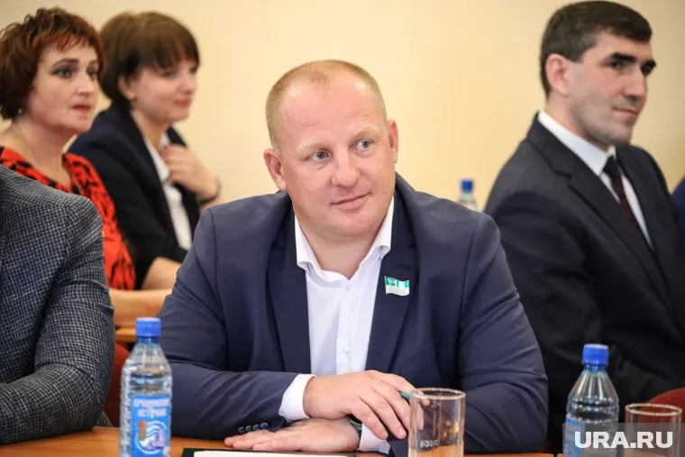 Сергей Руденко помог сыну открыть компьютерный клуб в Кургане