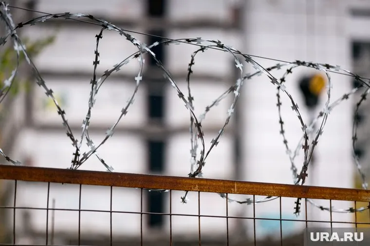 Строительство ограждения обусловлено рядом угроз с украинской стороны