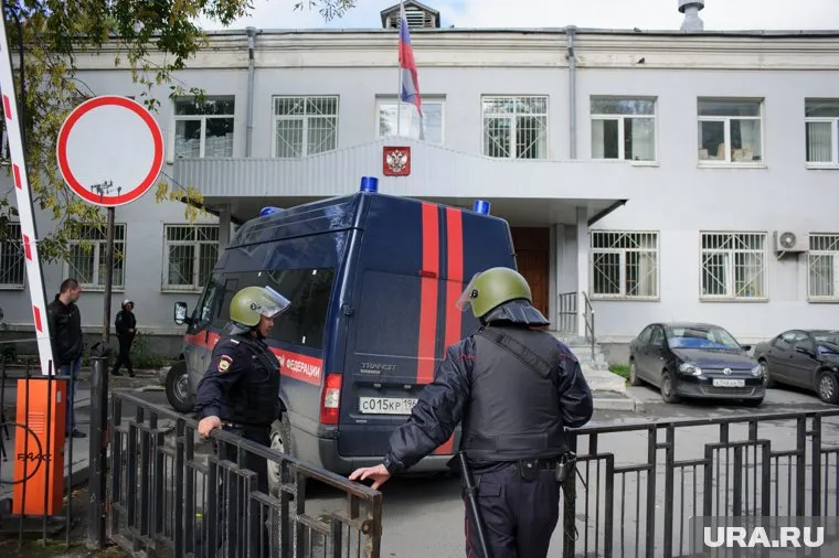 Следователи изъяли документы