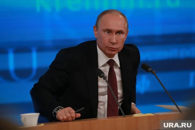 Заседание Госсовета при президенте Владимире Путине (на фото) перенесено из-за непогоды