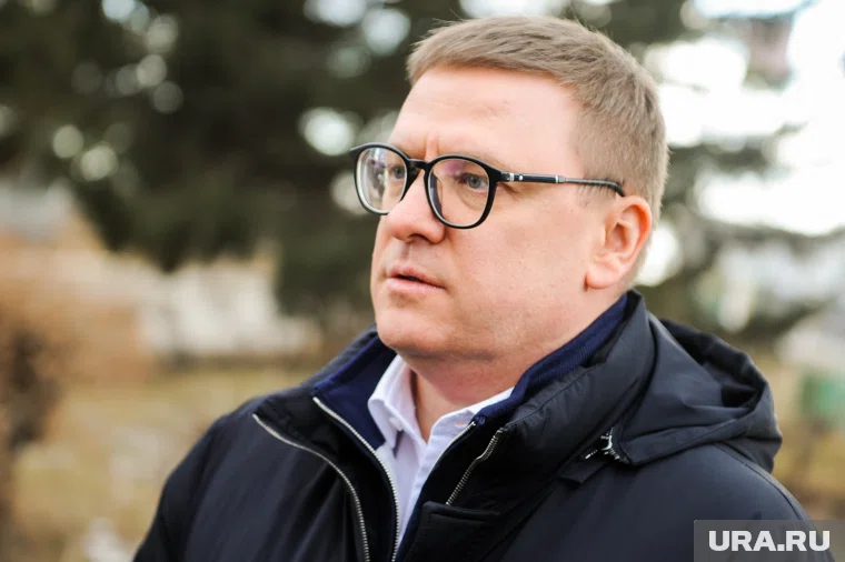 Глава региона наградил многодетных мам