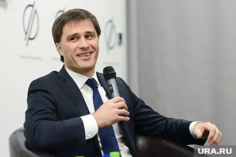 В окружении Руслана Гаттарова с иронией отнеслись к появлению компромата на шефа