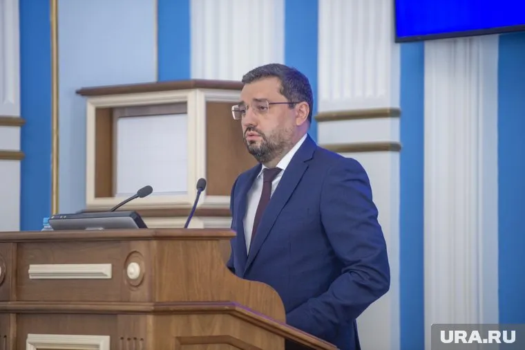 Эдуард Хайруллин завершает работу в мэрии