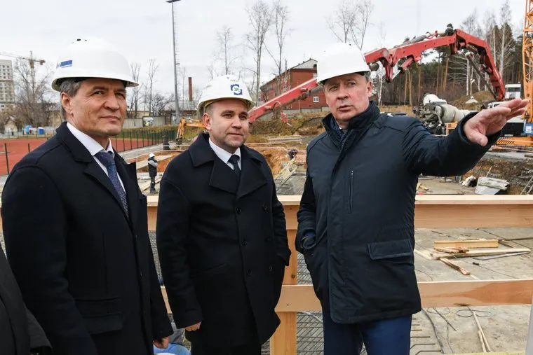 Торжественная закладка здания для спортивного комплекса Калининец. Екатеринбург