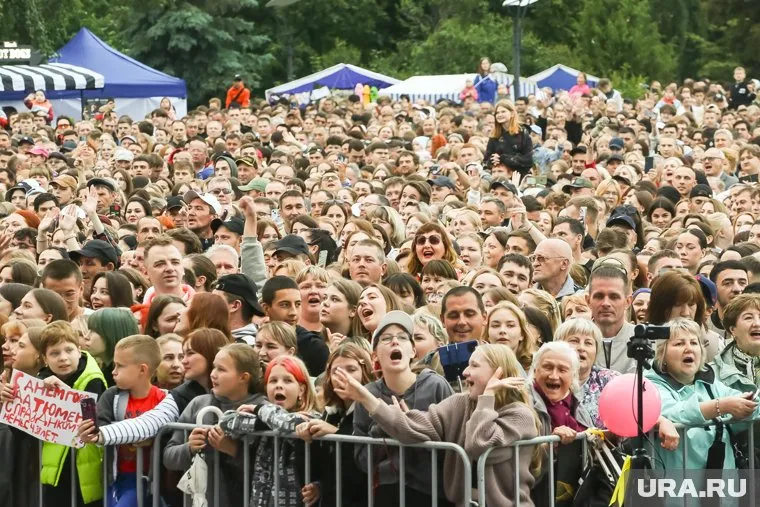 На платном пляже Голубых озер запланирован опен-эйр
