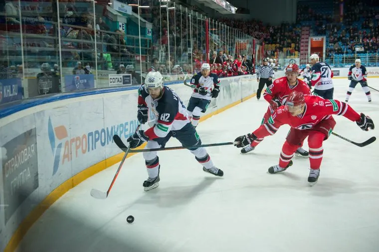ХК "Автомобилист" - ХК "Слован". Екатеринбург, виклунд тобиас, левандовский эдуард, вондрка михал