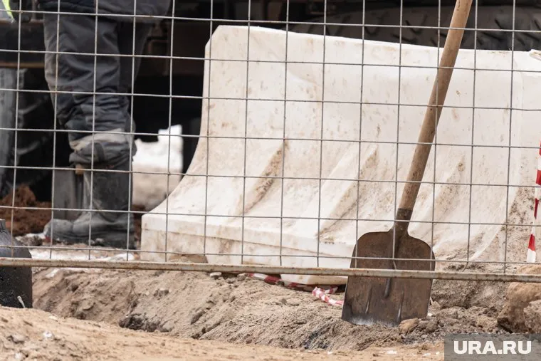 На трассе продолжаются работы по устранению пучинообразования