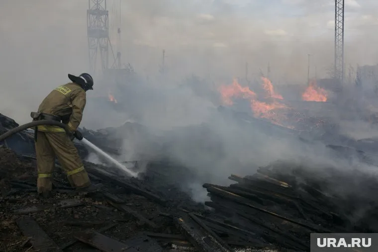 В селе Успенка Тюменского района началась эвакуация