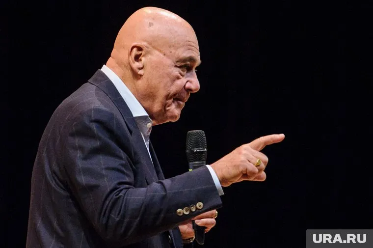 Владимир Познер считает, что москвичи должны были проявить солидарность