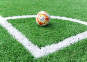 Игроки «Реала» и «Барселоны» устроили потасовку в конце матча