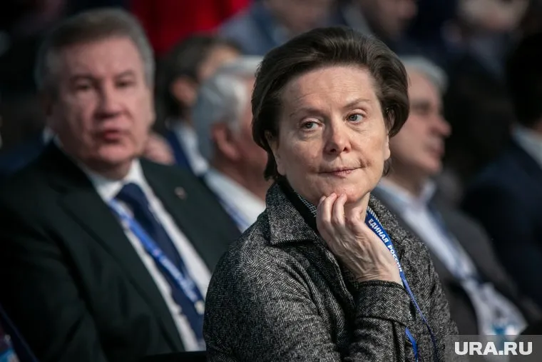 В адрес губернатора Югры Натальи Комаровой начал поступать поток негативных материалов