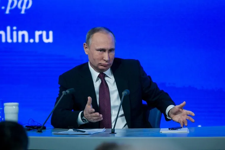 12 ежегодная итоговая пресс-конференция Путина В.В. Москва, путин владимир, жест рукой