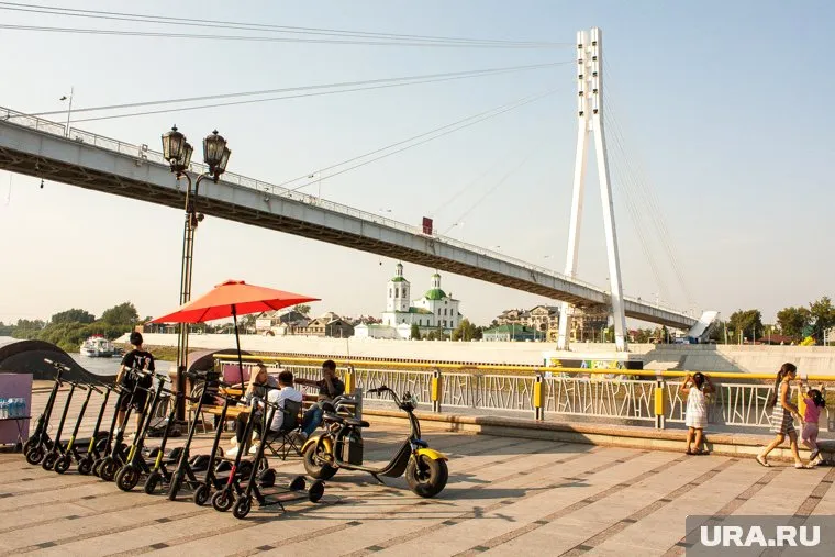 Нейросеть обработала самые знаменитые достопримечательности города