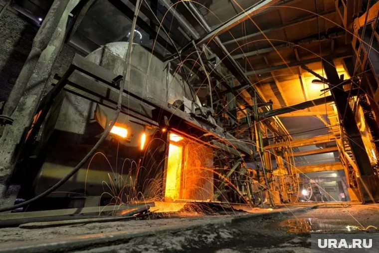 Сейчас 1,8 тысячи работников завода находятся в режиме вынужденного простоя