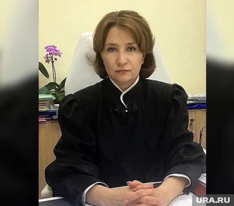 Хахалева работала без диплома о юридическом образовании, уверен адвокат
