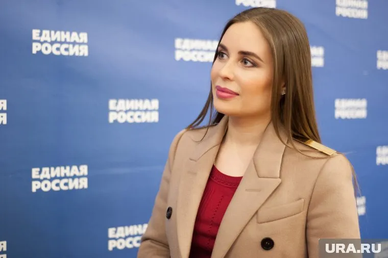 Юлия Михалкова сфотографировалась для книги "О Вере"