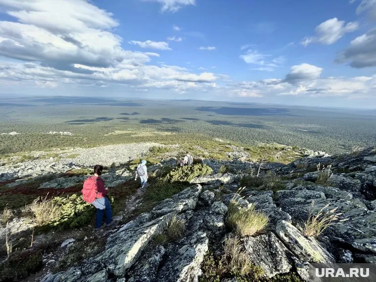 Массовое восхождение на ледник Романтиков 2 августа