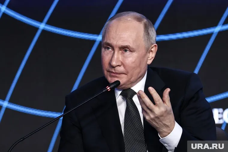 Владимир Путин дал большое интервью Дмитрию Киселеву