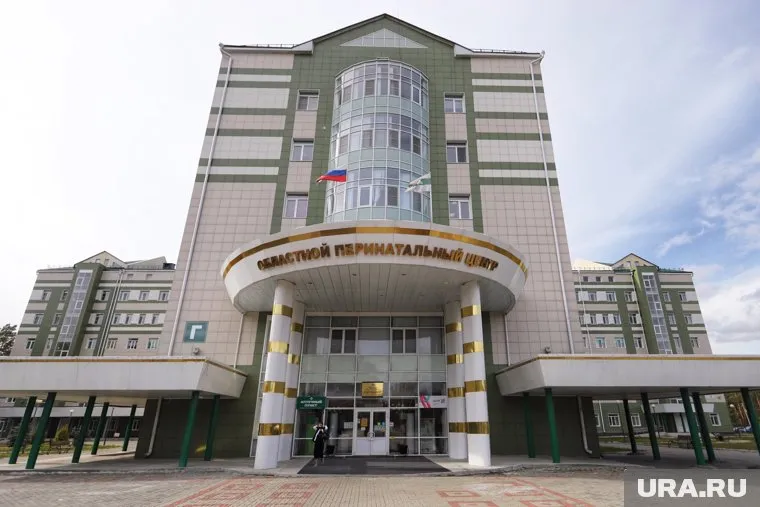 Два молодых специалиста после ординатуры пополнили штат медучреждения